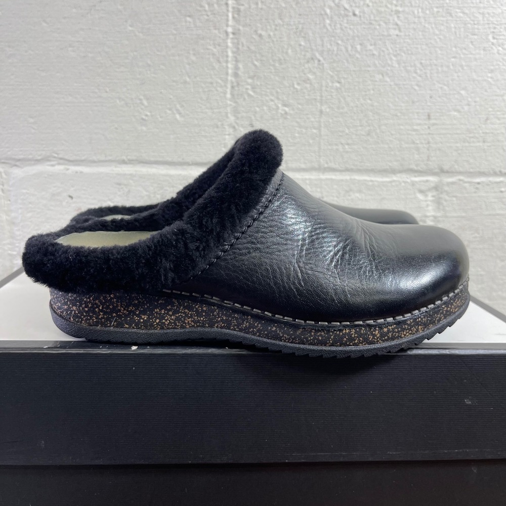 Dansko Magda Waxy Milled Slippers Mule Black Leather Shearling Women 37 EU/7 US